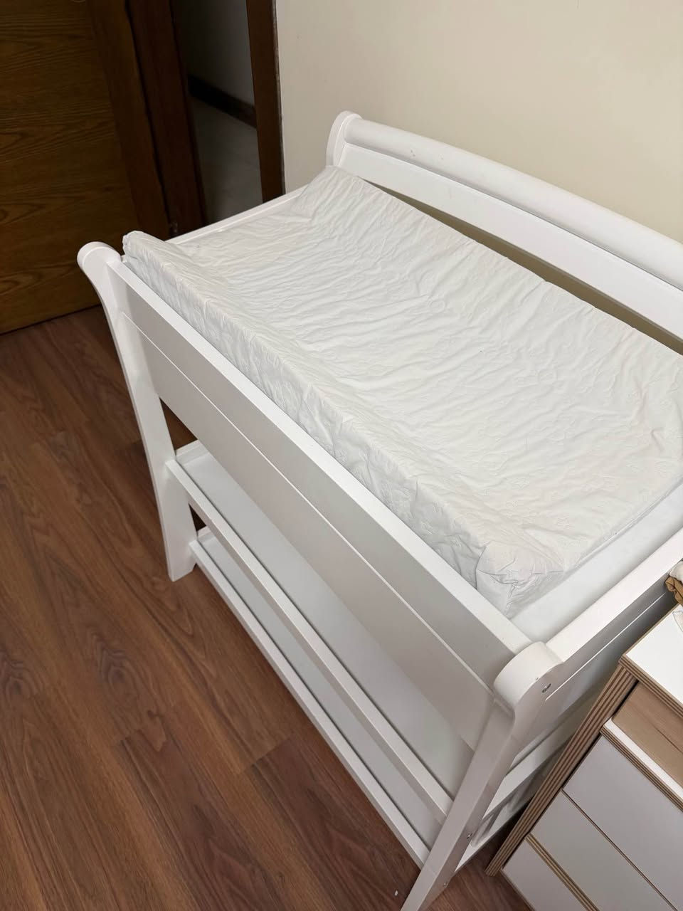Baby changing table

Solid wood
Strong and big
2 shelves and drawer 
Changing pillow included

50.000 iqd أربيل, العراق


**إذا كنت صاحب هذا الإعلان وتريد حذفه لأي سبب، رجاءا أرسل رسالة إلى الدعم الفني**
