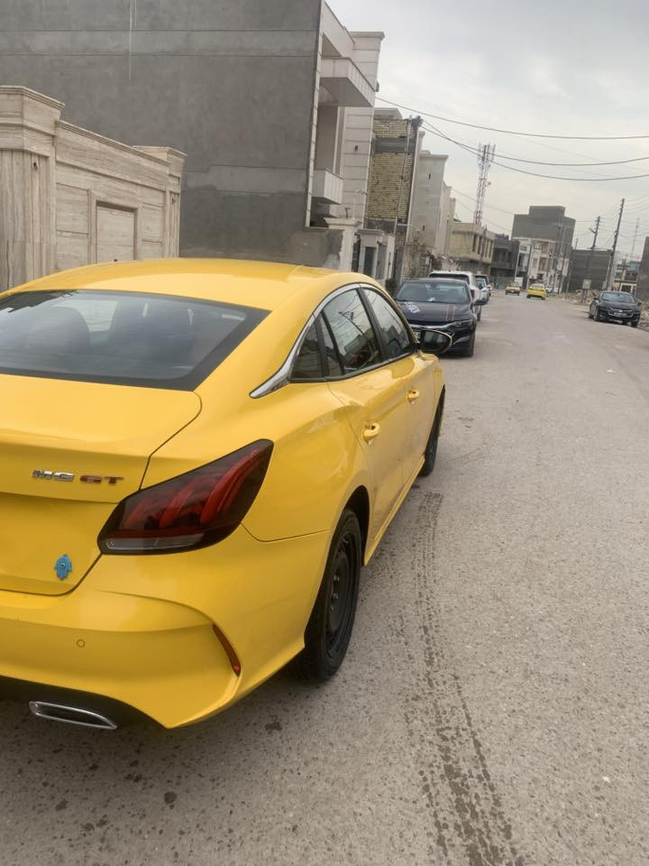 السلام عليكم سياره MG جيتي 2023 
صفره خصوصي بلاديه سياره نضيفه 
فول مواصفات 
فتحه . بصمه . رادار  . كشنات كهرباء .
ملاحضه الضرر شبر حار بل باب الخلفي الي وره الصدر وشبر بارد فقط 
السعر :90 وبيه مجال للشراي 
االعنوان: بغداد 
ملاحضه: السياره قصد
 استقطاع الكتروني من الراتب 
باقي سنه واربعه اشهر وتخلص 
الرقم : ***********
الرقم شغال اتصال واتساب
