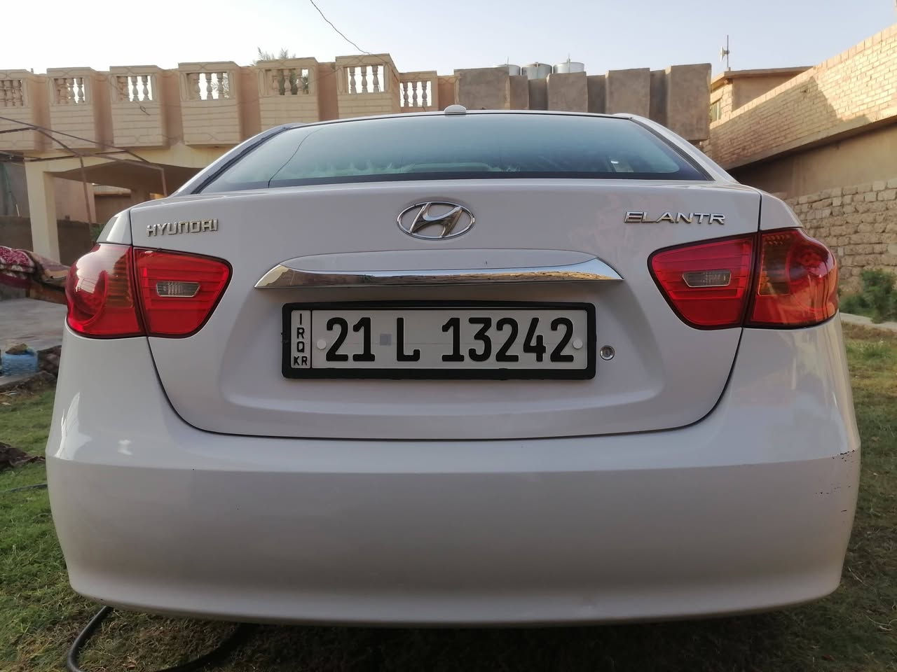 السلام عليكم هاي السياره بعتها وبسمي  صار سنه تقريبا والي اشتراها ولد من الدور رقمه مغلق   راح احجزها اذا مايجي يحول منا لنهاية الشهر للاستفسار الاتصال على الرقم التالي***********‬‏
