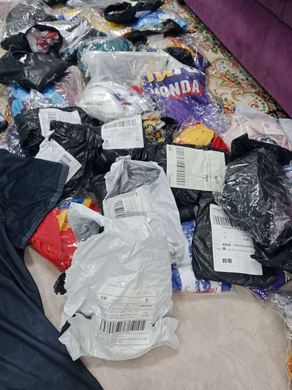 ادريس اصلي اديداس جديد قياسات متنوعه من اصمول ال3x شرط اصلي مالدي اتش ال72 قطعه بيع شلعوه وحده ماكو مفرد يوجد توصيل كل المحافظات


**إذا كنت صاحب هذا الإعلان وتريد حذفه لأي سبب، رجاءا أرسل رسالة إلى الدعم الفني**