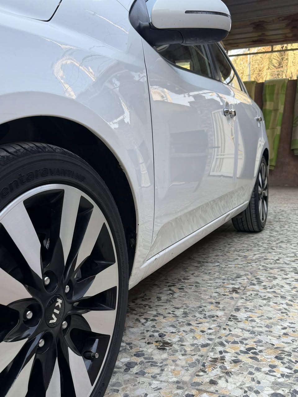 السلام عليكم سيراتو 2011 لبيع كير محرك تبريد مكفول السياره بيه باب الصدر مبدل ابلادي وقطعتين بارد بسيط تخم تاير ودوشمه جديد هزه سنويه جديد رقم اسليمانيه بسمي تحويل وكالة ثاني يوم مكاني بغداد الزعفرانيه السعر 106
رقم الهاتف ***********
