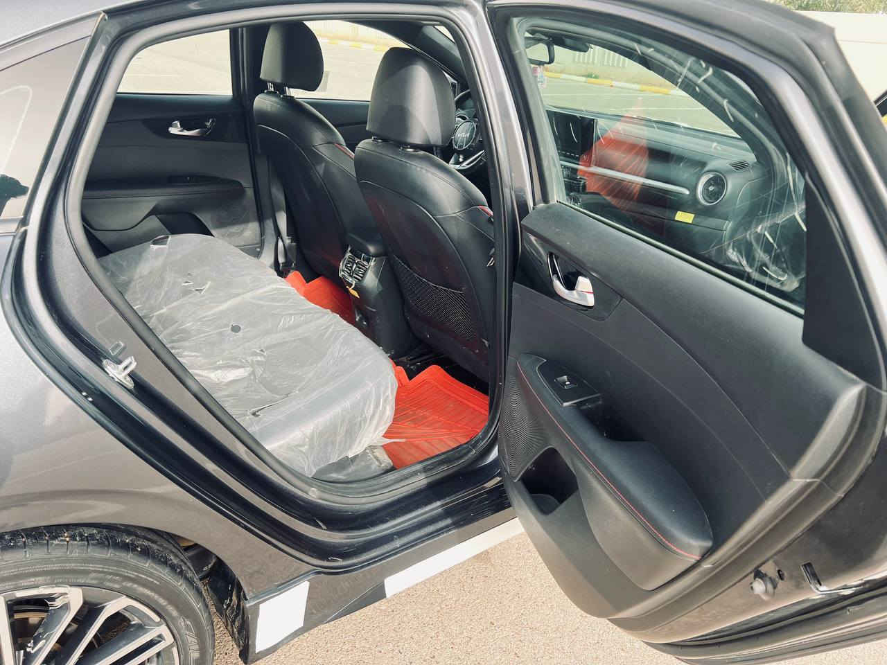 السلام عليكم
سيارة فورتي 2023
ماشية 51
سيارة gt مواصفاتها خير من الله 
تبريد قطعتين 
لايت زنون 
باتري جديد 
تخم تاير جديد 
تاير 18 رياضي 
الحادث موضح بالسونار و بيها بارد بطرف الجاملغ الامامي اقل الشبر 
السياره بأسمي
السعر 157 و بيها مجال بسيط 
المكان بغداد قرب بسماية مجمع الاحسان 
***********
