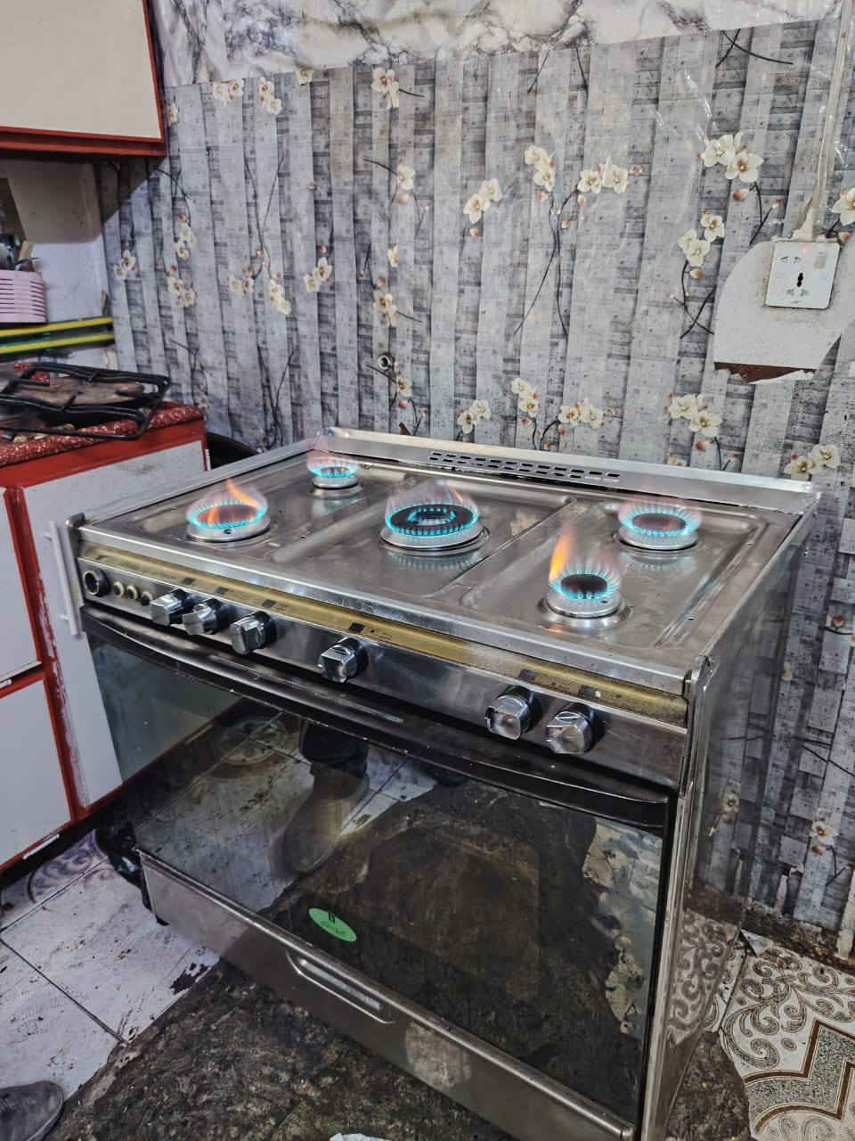 السلام عليكم متابعينا ورشة ابا الحسن
صيانة طباخات تصليح وتنظيف جميع انواع طباخات الحديثه والقديمه صيانة موقعيه الكرخ والرصافه    متواجدين على طيله ايام الاسبوع 
نتصلو وبل خدمه ***********📞❤️/ واتساب
