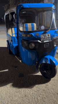 سلام عليكم تكتك البيع واحد 21شهر دعش مكفوله تكتك من عده هاي البارد الذاكره بل مقطع مكينه ما مفتوحه لا توس معمره ولا بيه حار ولا زبغ مكاني بغداد شهداء العبيدي سعره8وربع بيه مجال وهاذ رقمي ***********
