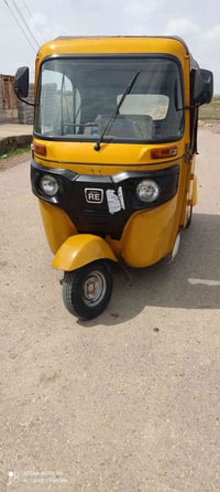 موديل 21 للبيع تكتك أوراق  بيها بارد مكفولة من الصبغ  07809873585  وات...