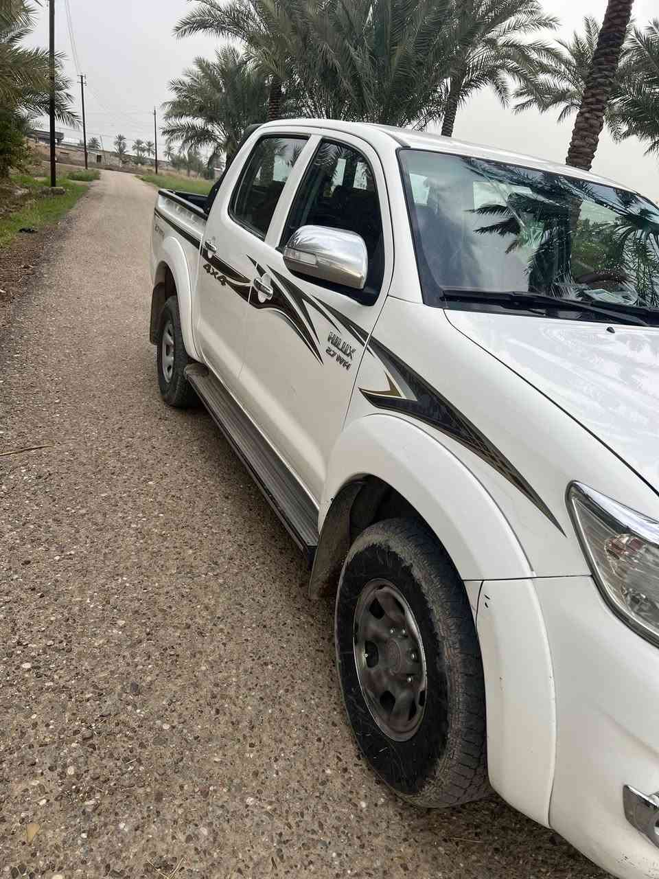 السلام عليكم هايلوكس 2014 فورويل مكفولة من كلشي رقم بغداد  بيها طخة بالبك لات مصلحة والباقي مكفول كير اوتو تماتيك ***********
