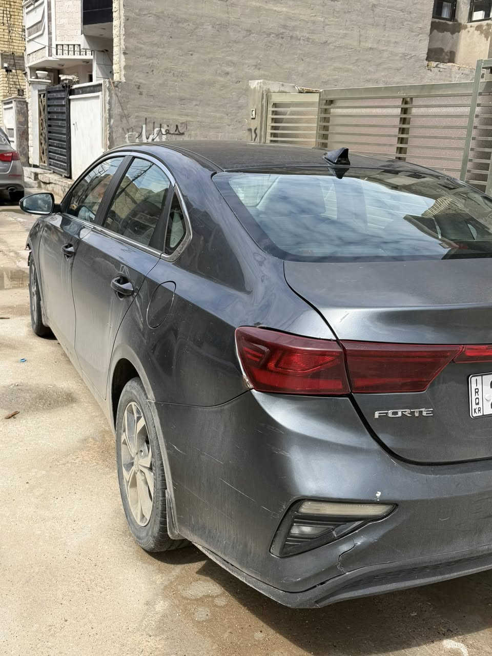 سلام عليكم سيارتي كيا فورتي 2021 ضررها بامريكا قبق جنطه فقط والضربه الثانيه واضحه گدامكم بالصوره بس شويه من الدعاميه الاماميه والجاملغ ورجعته ع بارد
سياره نص فول اشاير مري + رادار + تحديد مسار + توقف ذاتي +تدفئه ستيرن وكشنات + تشغيل عن بعد السياره جديده وجاهزه من كلشي ع أيدي سنويه بأسمي والهزه مساقطه يعني نص ساعه اتحول اربيل رقمي وات ساب واتصال خط ***********
