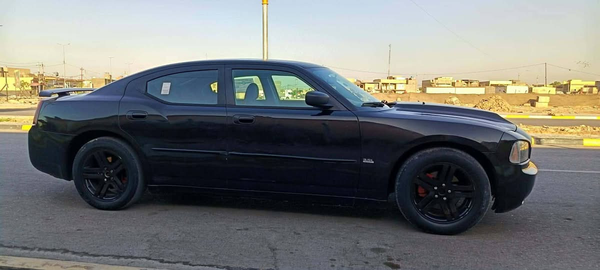 السلام عليكم جارجر أدوات أدوات للبيع او مراوس حسب القناعة موديل ١٠ كصة قمارة فقط أرقام وسنوية طب الأصل ع الشاصي دولي كير مكينة ٣ونص كفالة السيارة جاهزة تخم تاير جديد حدادية من كلشي جاهزة مكانها واسط صويرة  السعر ٤٥ وبيها مجال قليل ..
(***********)
(***********)
