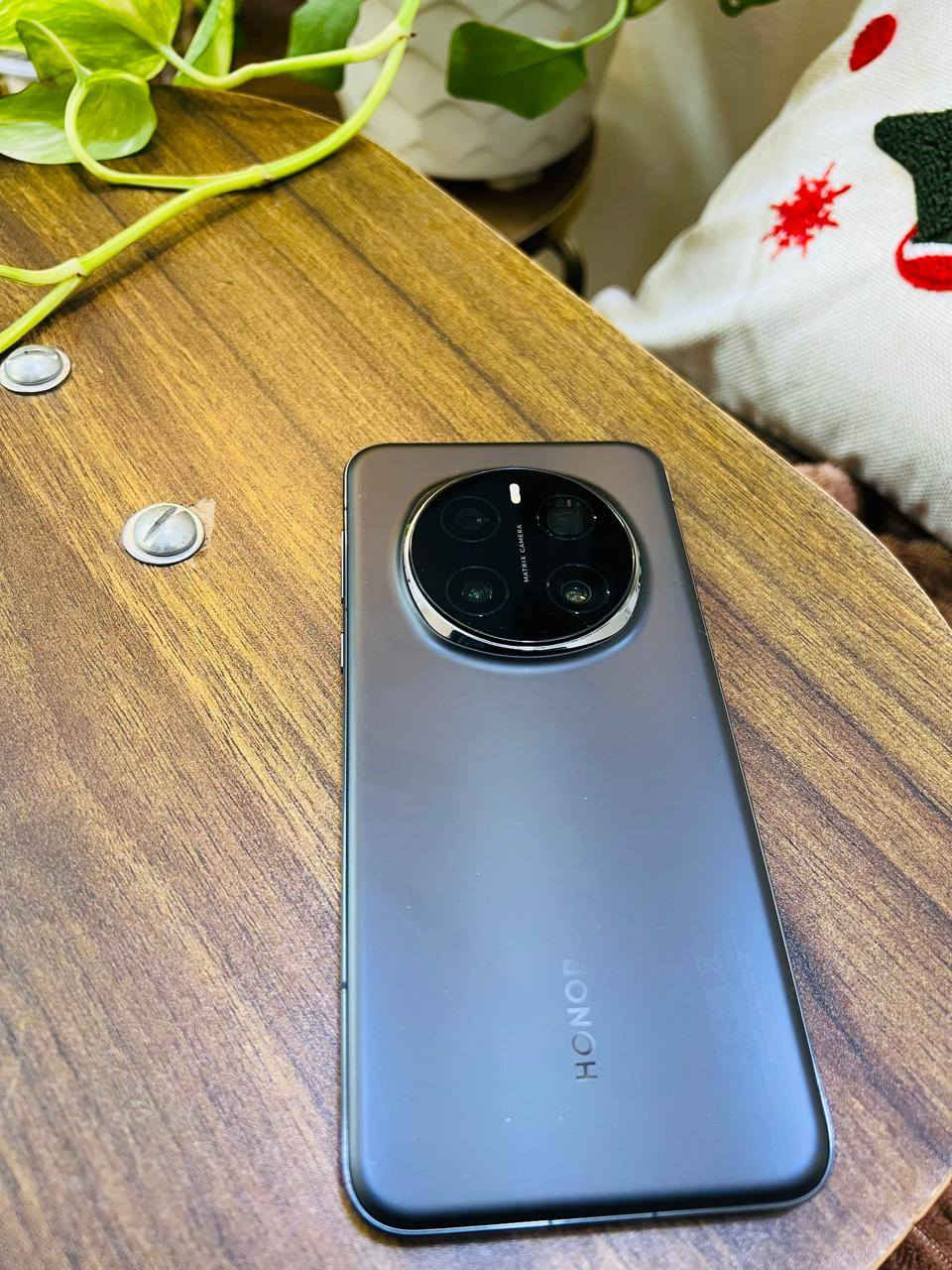 950 تليفون هونر ماجك ٧ مستعمل شهر للبيع

*********** واتس اب
