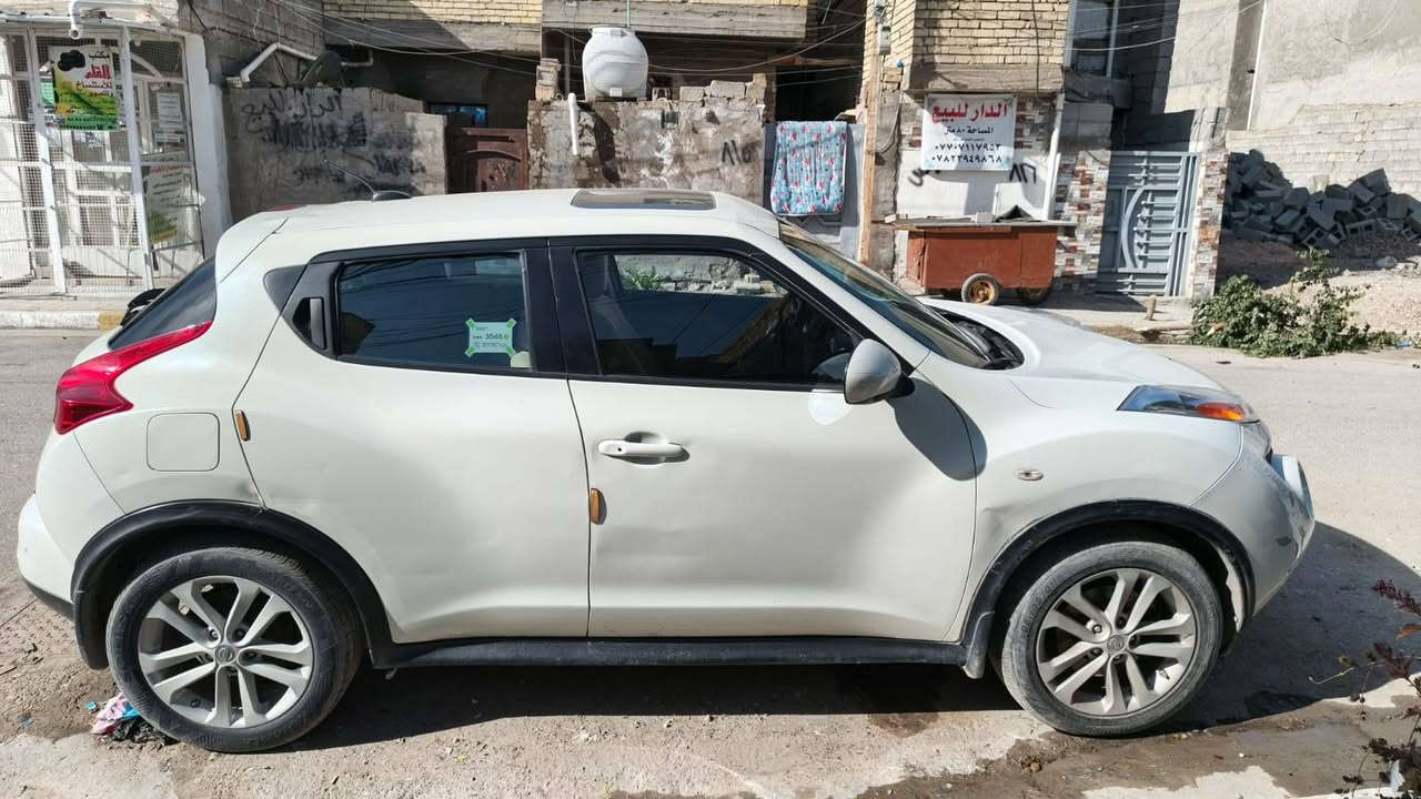 جوك نيسان موديل ٢٠١١مصبوغه حزام فول مواصفات فتحه بصمه تحكمات صدر نضيف تايرات كهربائيات كله نضيف السعر ٩٠ وبيهه مجال رقم مميز هًــاتف ***********
*********** 
جوك نيسان موديل ٢٠١١٧
