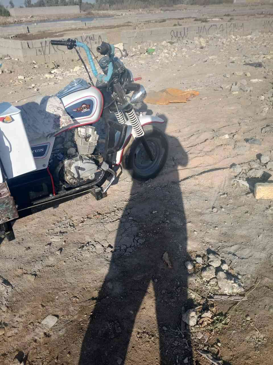 نعيد النشر بسبب المشتري عمي ستوته للبيع مديل 15 شاصي كفاله عامه سدر جديد 
وبدي نضيف ستوته خير من الله الموشراي لايواعد جذب ويكلي مسح المنشور. 

***********
