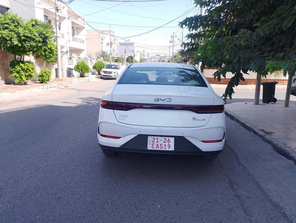 BYD Qin Plus 2025
***********
موديل 2025
1900 کیلۆمەتر ڕۆیشتووە
٧٠ رۆژ کاتی ماوە
هیچی نیە 
بۆیاغ تەنك و بێ تەزرە
سعر 120$ 
شوێن هەولێر
موبايل واتس 
*********** أربيل, العراق
