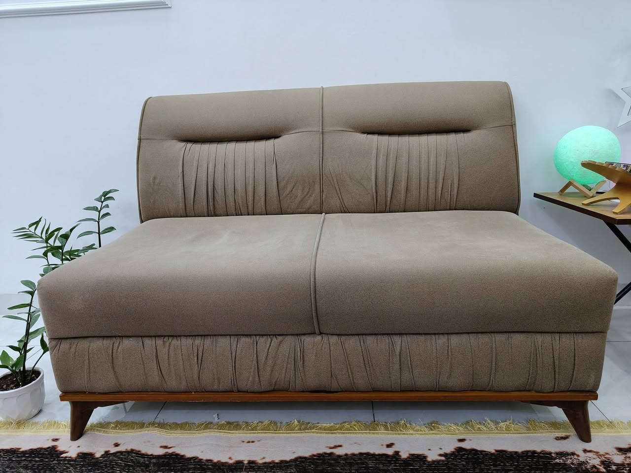 للبيع تخم شغل درجه اولى
260 فقط
كربلاء قرب مرقد الحر 
***********
