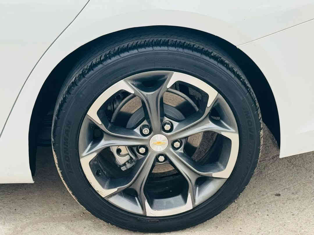 سلام عليكم   للبيع -  ماليبو 2022 

🛑رقم اربيل الجديد باسمي هزة جديدة 🛑
 المواصفات:
 • بصمة فتح وغلق الأبواب
 • بصمة تشغيل
 • شاشة جبيرة
 • كاميرا 
 • تشغيل عن بُعد
 •زنون عالي ناصي 
‏ • LED أمامي وخلفي
 • حساس ضغط الإطارات (TPMS)
 • كشن السايق كهرباء
 • تبريد قطعتين 
 • المكينة  والكير الصدر بحالة ممتازة
ماشية ٤٢ الف 
سيارة حادثها خفيف جدا شبه كلين جاملغ خلفي نص صبغ
بدون ايرباك بدون اي ضرر 
 
مكان السيارة بغداد (شارع الربيع او التاجيات ) 
 السعر: 148 
 للاستفسار:
***********
