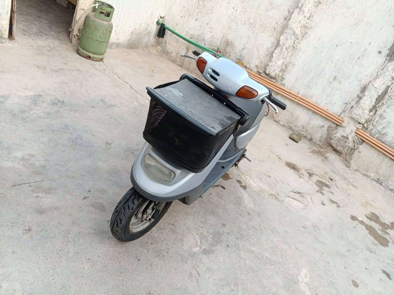 *********** بسم الله الرحمن الرحيم دراجه الغاليه 2003 كله شغال دراجه بلاديه العنوان كربلاء حي الغدير والشراء ينتصر على هذا الرقم
