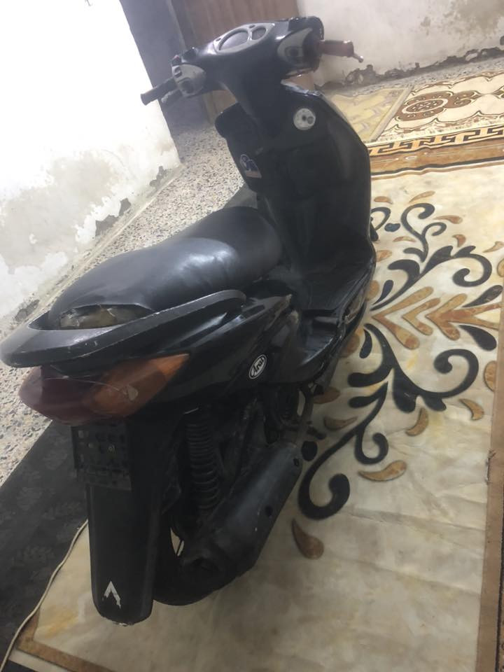 سلام عليكم دراج سكنس نثية السعر 300وبيه مجال عنواني بغداد بلديات نقصهة باتري وتشتغل سلف رقمي ***********
