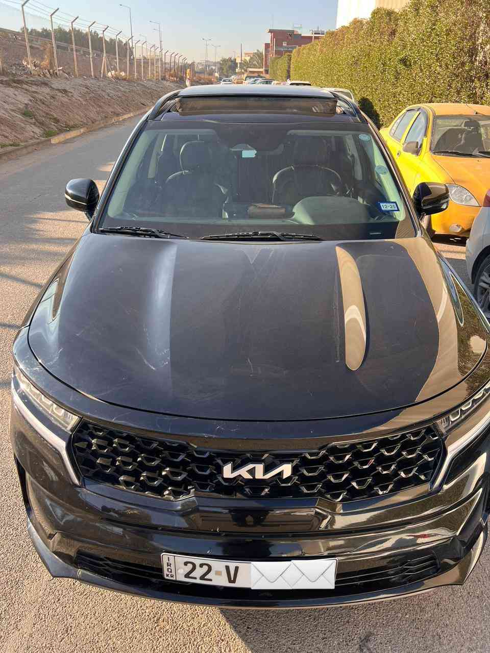 سورنتو 2023 بنوراما
ماشية 70 الف / كم 

رقم أربيل تحويل مباشر 

السيارة حادثها كلش بسيط 
قطعتين صبغ جانبي بدون دواخل 

فول مواصفات : 
 بانوراما 
بصمه- كشنات جلد - كشن كهرباء - كشن تدفئة
اشاير بالمري - اضاءة لمس LED -تحديد مسار- اطفاء تلقائي-تشغيل عن بعد -رادار امامي - مانع انصدام امامي - مانع انصدام خلفي - تحذير بالمري -شاشة كبيره
 وغيرها من المواصفات المعروفه 

مكان السيارة بغداد 

السعر : 230 وبيها مجال بسيط للشراي 

للأستفسار : 
***********
***********
