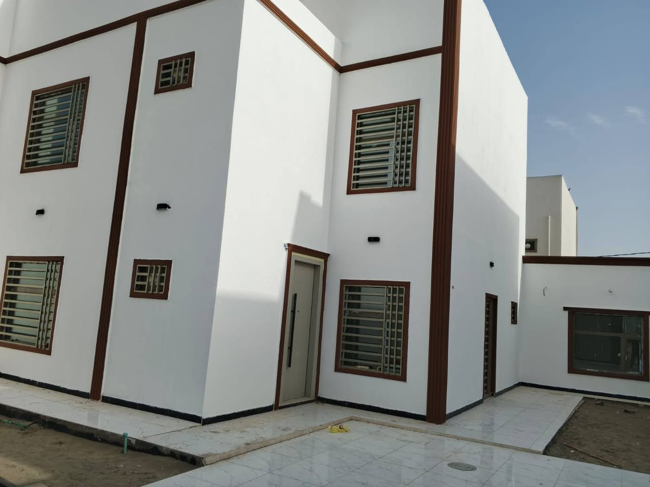 صبغ واجهات بأمتياز وجوده عاليه وصبغ الحداديه وطلس وصبغ الجبس البورد بأسعار مناسبه جدا للاستفسار واتساب ***********
