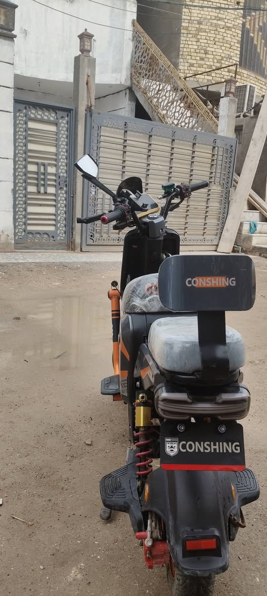 إكس 900 للبيع بصره الصالحيه ( شط العرب ) السعر 525 الف دراجه جديده  بمعنى الكلمه وتجي وتشوف بعينك نقصها فقط يدة بريك امامي سعرها 5 آلاف للتواصل *********** اتصال + واتساب
