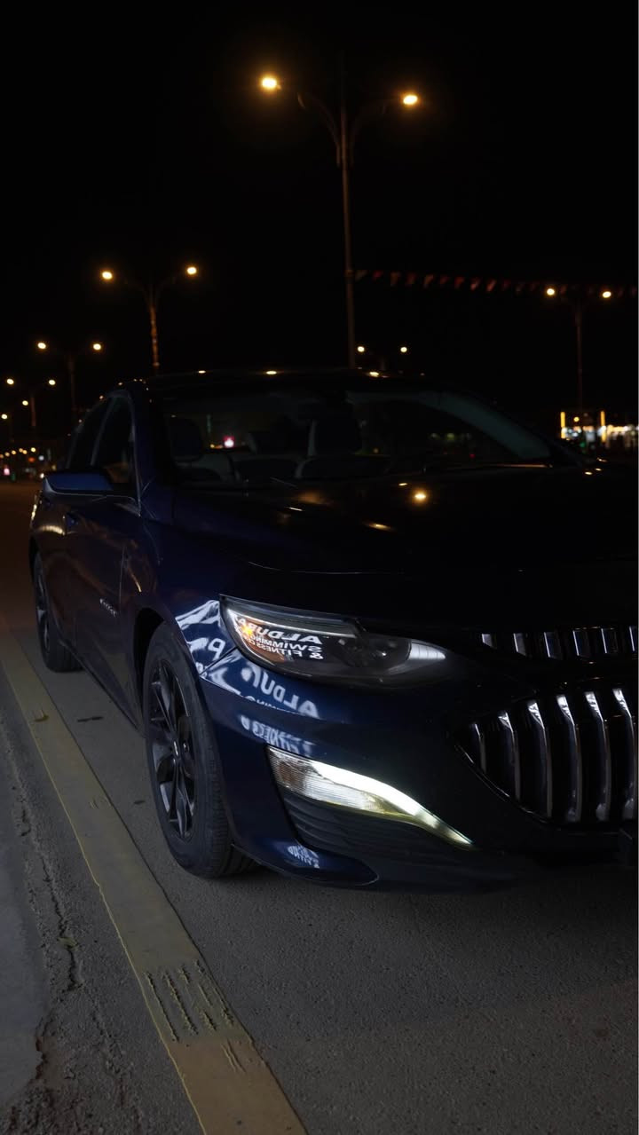 ماليبو 2020 LT للبيع  
 رقم بغداد حرة باسمي سنوية 2028 
شرط التحويل 🔄 
اللون  چويتي 🔵

محرك مكفول✅
منظومة تبريد وغاز جديدة ✅
كير مبدل جديد + مكفول ✅ 

محرك 1500 تيربو 

منظومة مي وراديترات جديدة مبدلة ✅
منظومة هواء وراديتر تيربو جديد ✅
منظومة لايتات زنون ابيض 💡 
حجر بيئة موجود
تشغيل عن بعد شغال

 ❇️ سيارة مسويلها ادامة كاملة وشاملة
صافية من كل نواحي اي گلوب بالدشبول ماكو

المواصفات 

تدفئة كشنات 
ويل كب 17
مانع انزلاق
كامرة دوارة
شاشة 
اشاير بالمري
شاشة اعطال

 حادث السيارة 

قطعتين صبغ  فقط ——— جاملغ ايمن وبنيد 

مبدلة فخذة اليمنة
الجاملغ الخلفي الايسر بي بارد جدا بسيط معدل  

ماشية  59 ميل فقط
رقم شاصي موجود
سونار موجود 

السعر 110 وبيها مجال

  مكان السيارة كربلاء

للاستفسار
 
*********** كربلاء, العراق
