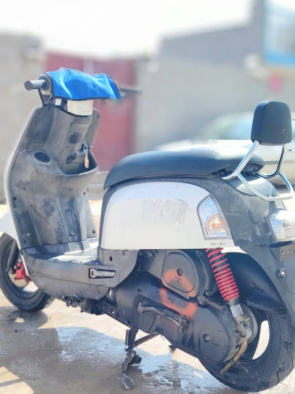 السلام عليكم للبيع بوليسي
الدراجه كلها عله وضع الابلاد كفر مختم ويا المكينه كابريتر
مو نوزل مكينه كفاله عامه شرط شلعه ومعدل ناعمه كلش
بوشهـ49بلادي سلف باتري كهربائيات كله شغال  
مكاني نجف شارع كربلاء نجف عمود134

                    السعر💸800💸وبيها مجال حك الجيه

هــ ***********
