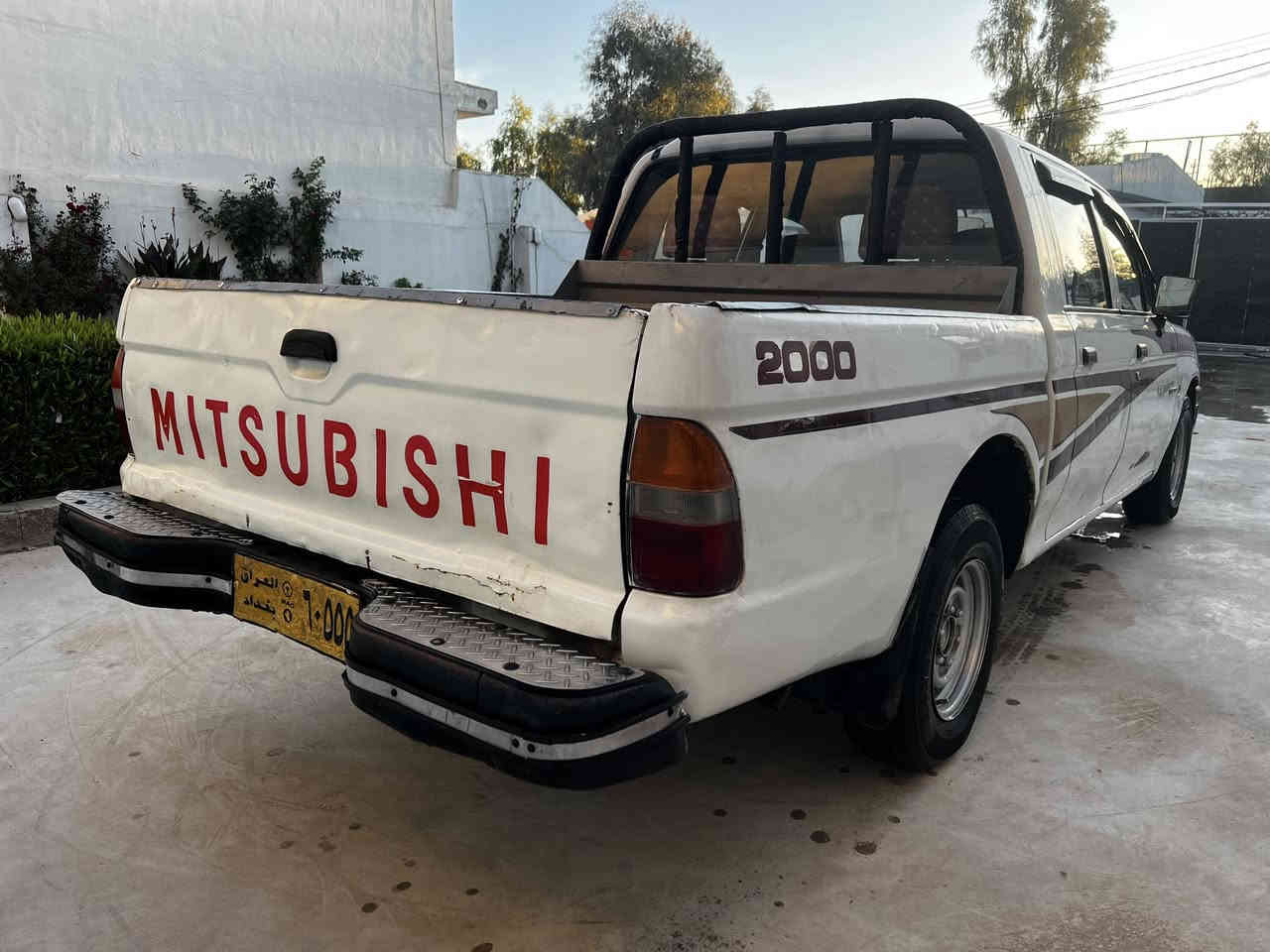 السلام عليكم
متسبوشي دبل قماره 
موديل 1999
رقم بغداد شرط التحويل 
صبغ حزام شرط بدون دواخل 
تبريد شغال 
شرط المحرك والكير طخم جديد 
السعر 50 وبيها مجال 
مكاني موصل 
***********
