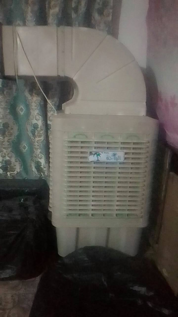 السلام عليكم 
عندي مبرده كونفيره حجمها جبيره كلش نوعيته باب أول اسمها واحه هواء بارد ثلج بس مكان ما عندي اريدها ٤٠٠ وبيها مجال


**إذا كنت صاحب هذا الإعلان وتريد حذفه لأي سبب، رجاءا أرسل رسالة إلى الدعم الفني**