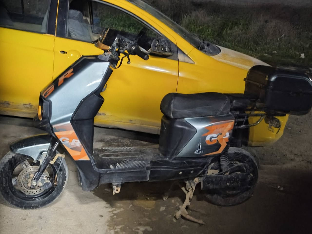 السلام عليكم دراجه شحن 5 بطاريات كبار للبيع السعر 350 المكان بغداد ابو غريب


**إذا كنت صاحب هذا الإعلان وتريد حذفه لأي سبب، رجاءا أرسل رسالة إلى الدعم الفني**