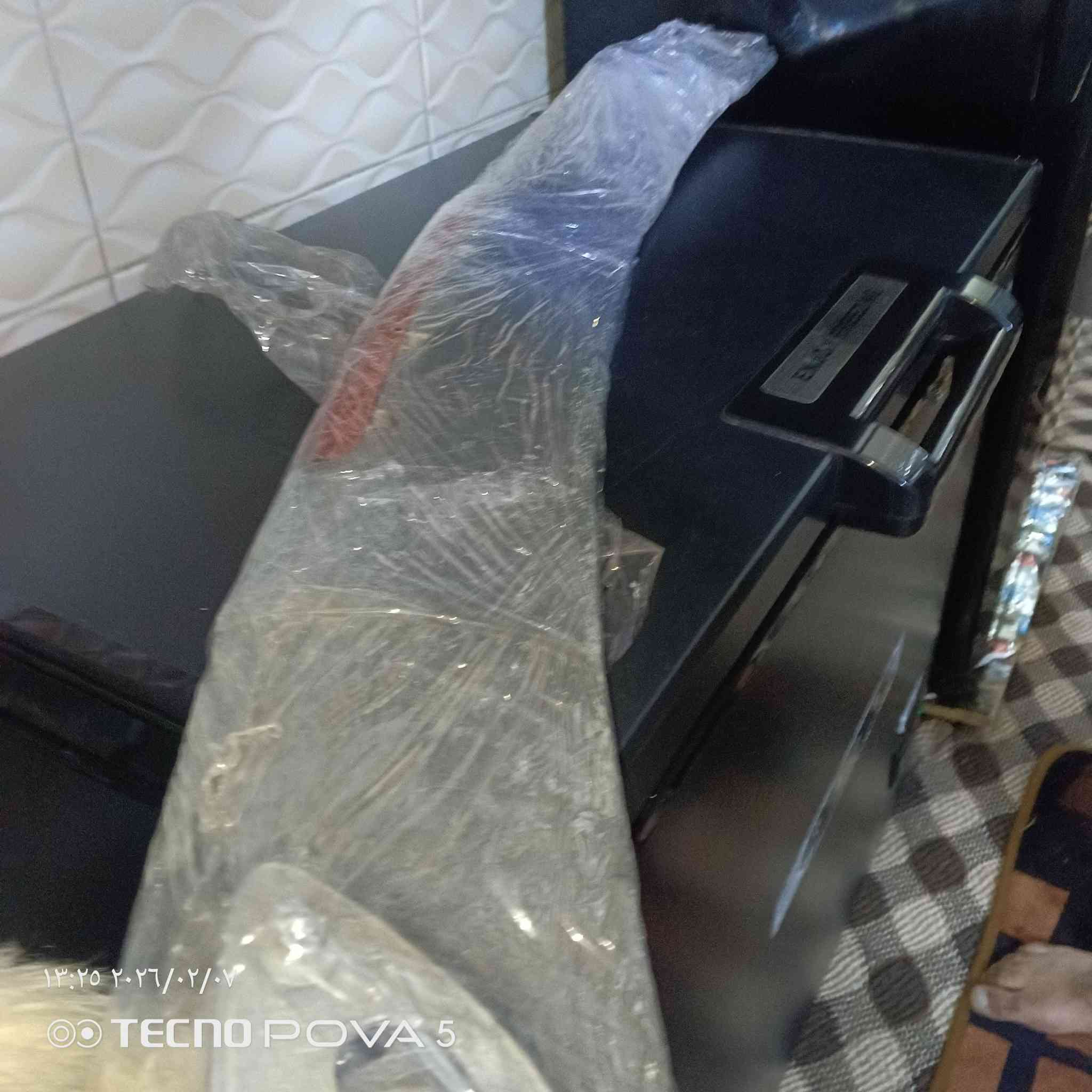 سلام عليكم غراض مال تفصيخ زوج تايرات فلنجات روس بلكات ماطور قباقة مال ستيرن قببق ولفات قاويش     ملاحض. غراض مال بآلة العنوان بغداد دورة ابو دشير ***********
