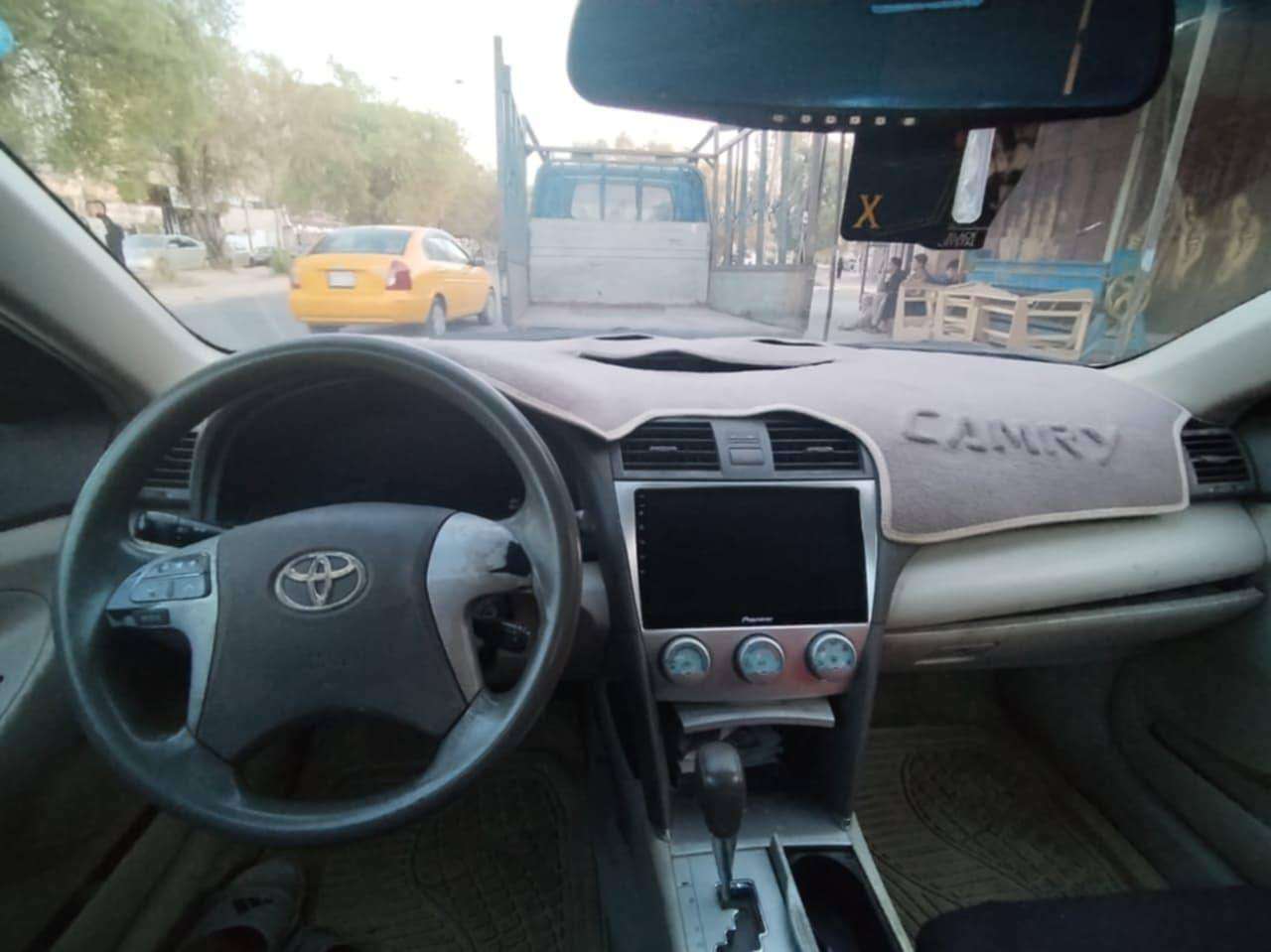 سلام عليكم كامري 2009 رقم سلميانيه دولي شرط تحويل وكاله سنويه جديد دفتر بانزين  كير ومحرك شرط بيها خمس قطع بيها دوخل قطعتين 85بيها مجال بسيط *********** كركوك, العراق
