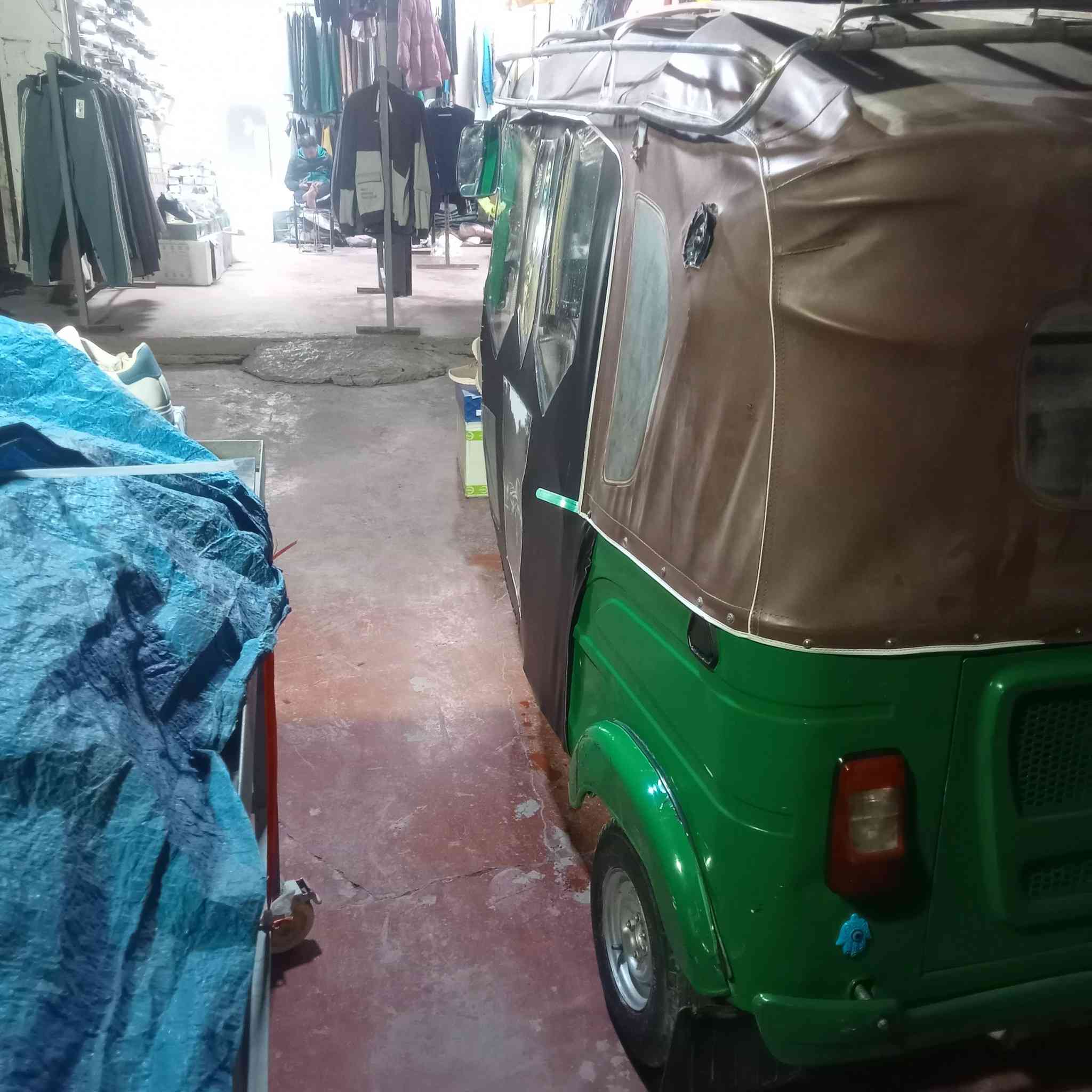 السلام عليكم تكتك 2022 شهر 10 بغداد رقم وسنويه انكليزي
بيهه لغد معمر مكينه مجفته بوشه وبستم شركه 

السعر 8100 وبيهه مجال
العنوان بغداد حي البتول 
***********
