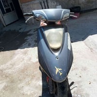 للبيع دراجه بريز ماكينه  كائمه السعر 200.    ‏‪07840502249‬‏