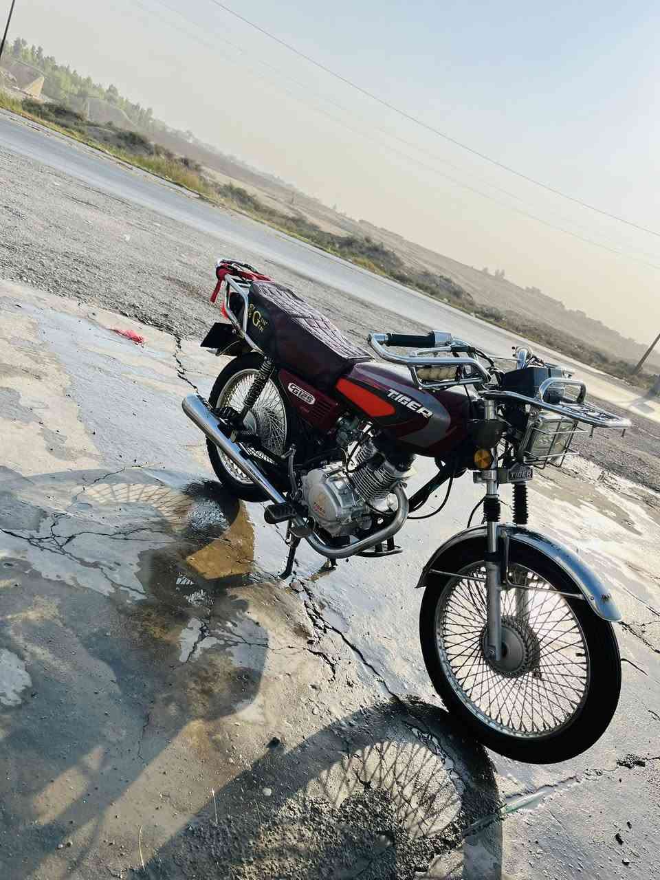 سلام عليكم ماطور تايكر 2020ابوً الدرع ابو البصمه ابو الختم ماطور جديد شرط مكينه مو مضروبه صبانه وايرمنيه شغاله كامله لايت بك لايت اشاير كشن تانكي جدد منفيس موجود مكاتبه موجوده الماطور اني طبكتو بيدي علا ايد وحده من2020مكاني حي التنك السعرة575ي مجال قليل ***********
