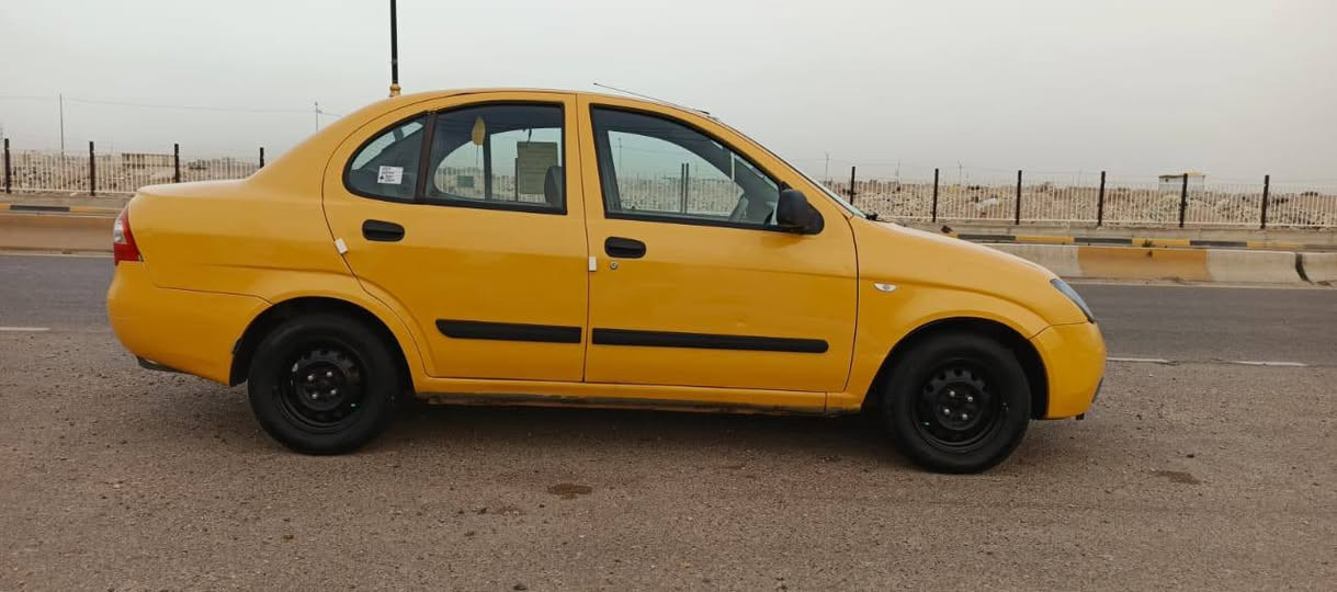 السلام عليكم طيبه للبيع موديل 2016 رقم نجف سنويه 28مصفرى هيئه وغرامات مكفوله من الحادث كير ومكينه جدد حداديه جديده كهربائيات كلها شغاله تخم تاير ريمون سنتر لوك شغال شاشه اندرويد كامره راعيها بكربلاء مكان السياره كربلاء شهداء الموظفين السعر 38 وبي مجال بصيط رقم التلفون***********
