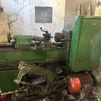 يوجد معمل تورنة للبيع يحتوي على:  ⚙️ تورن عدد (2)   • الأولى: صناعة رو...