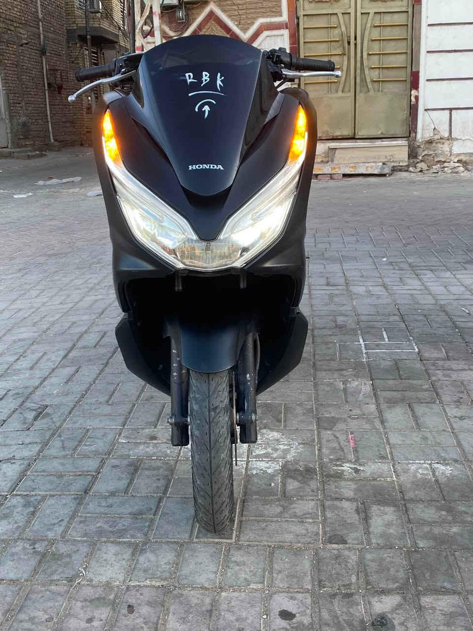 بي سي اكس جيل 3 كفالة عامة اوراق منفيس كفر ومحرك جاهزة من كلشي كل كهربائيات شغالة شلعة ومعدل طيران حساس ستان حساس سدحام حرف A كورية  تجي تاخذهك من باب البيت وترايهة للشمال مكاني بغداد فلكة حي نصر السعر 1750 وبي مجال للشراي ***********
