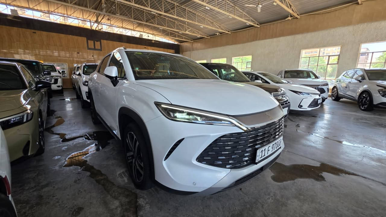 BYD song L 

موديل 2025 فلاك شيب رقم بغداد

فول مواصفات بيها بانوراما و بصمة و مقعدين كهرباء

و مقاعد جلد 

مقاعد تدفئة و تبريد 

رادار و كاميرا محيطية 

و قطعتين تبريد 

و إنارة LED + صندوق كهرباء 

داخل بيجي 

موري كهرباء 

سيارة ماشية 8000KM 

و بيها بارد بسيط بالصندوق مسافة شبر 

و للاتصال على رقم 

***********

***********
