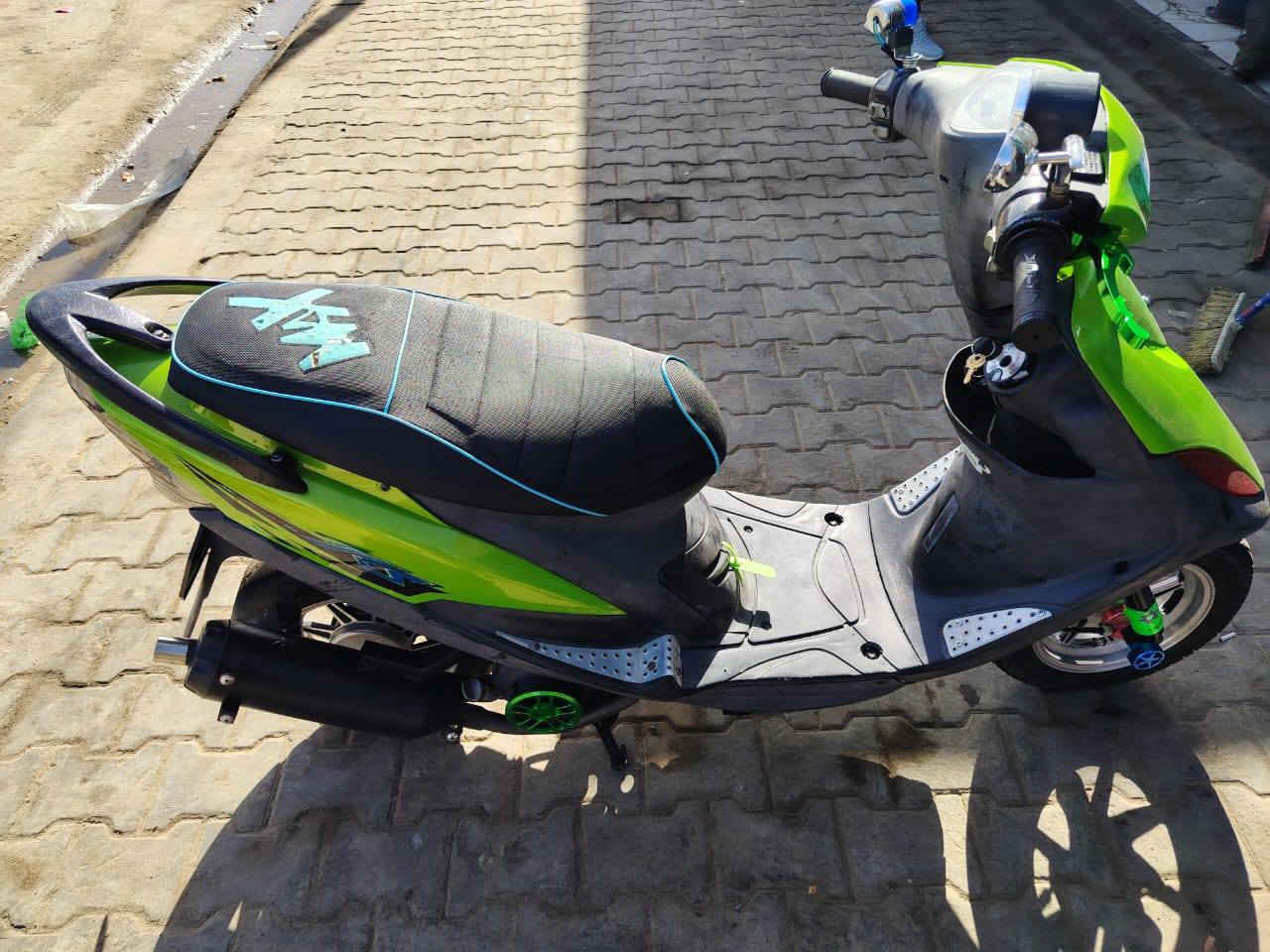 السلام عليكم دراجه ماكس عدله جديده مزوده تجي تفحص وتشوف بعينك المكان الشنافية للأستفسار الأتصال على الرقم هذا ‏‪***********‬‏
