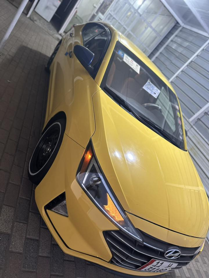 للبيع النترة تكسي مديل 2020
صور الحادث بالمنشور بدون ايرباك بدون تبديل
سيارة قطرة معجون مابيها غير مكان الحادث بقبق الجنطة سيارة اي قطعة مامفتوح بيها 

كير محور اي تي مكينة مامفتوحة 
 كير ومحرك مكفول ماشية 71 الف 
ابيع ع سونار وين مايعجبك تفحص افحص سيارة نص مواصفات سيارة جديدة ونضيفة كلش ماتعبانة  
مكان السيارة بغداد
 للاتصال ***********
السعر 142 وبيها مجال
