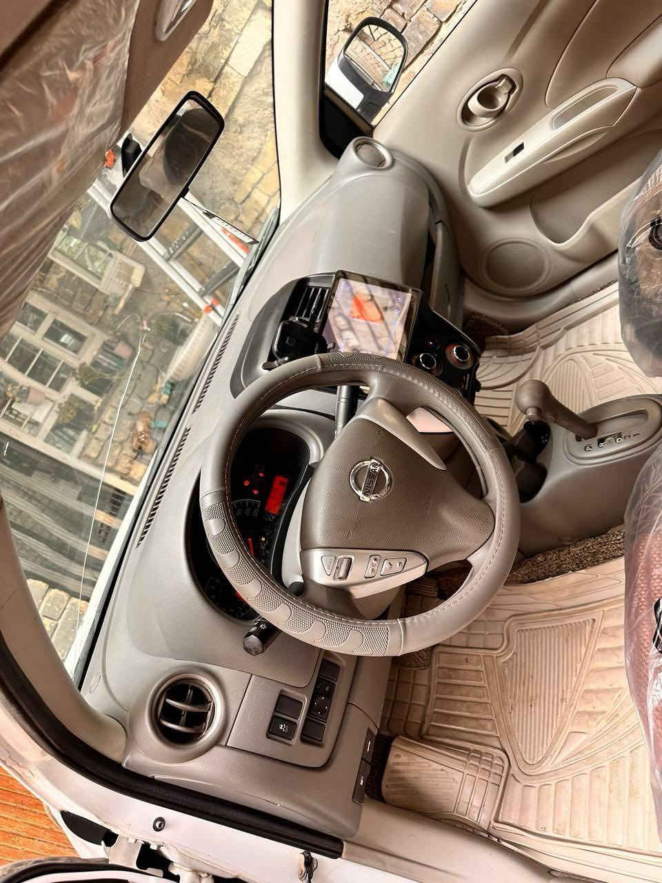 نيسان سني هندي موديل 2021 كفالة بيها بادر بسيط موضح بالسونار السعر 120 بيها مجال باسمي بغداد حي اور رقم  جديد انكليزي هزة جديدة ***********
