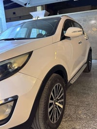 سبورتج البيع موديل 2011مكفوله من الصبغ والتبديل موصفات اليساره فول عده...