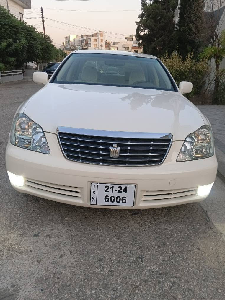 شاهینە 2005پاکەتی ساغ تازە داخل بوو بۆنی شە ریکە ی لێ دێت شوشە نە بوو 5گە لا بشکێنە تە نانەت دە عامیە کانیشی بۆیاخی شە ریکە یە چوار وویل دنگە ی لۆک چوارتایە ی تازە ناوزەرد سێ دووگمە پە ردە ساردی وگە رمی برێکی مە زبووت نمونە یالە جوانی دالە وێنە کە جوانتر نە بوو گە ڵا بشکێنە نرخی 80 گە لا معاملە یە کی کە م ئە گە رمشتری نیت ئیزعاجمان مە کە لە سلێمانیم 
بۆپە یوە ندی  *********** السليمانية, العراق
