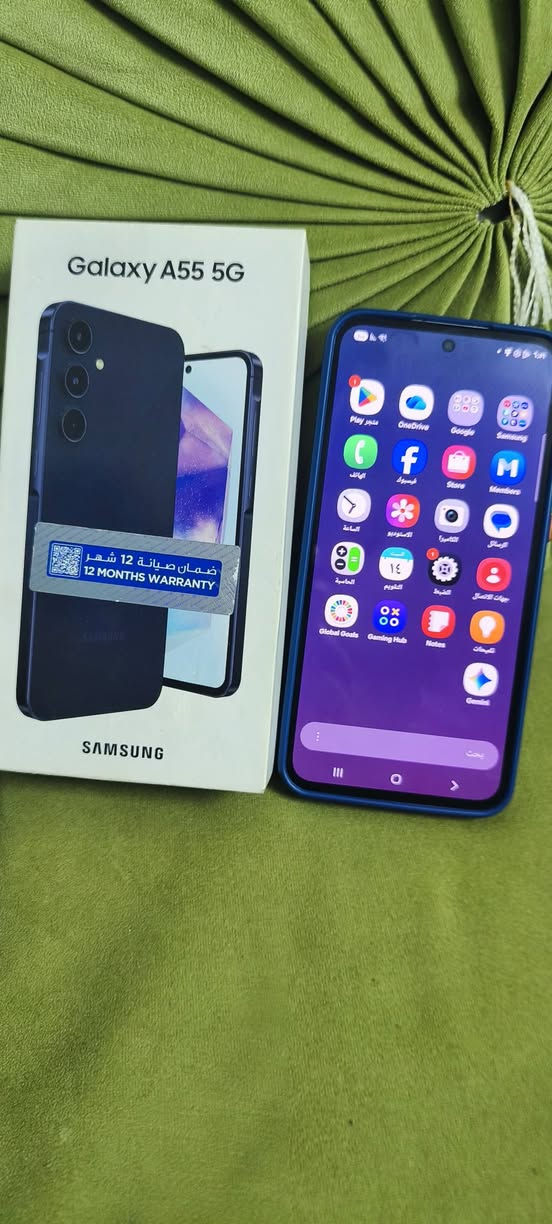 سامسونج a55ذاكرة 256 عشوائية 8 نظيف جدا غراض كاملة السعر 350 هاتف ***********
