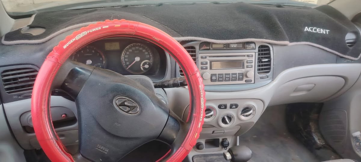 سلام عليكم للبيع اكسنت موديل 2008 ورد أمريكي 1600 رقم ديالة تحويل ثاني يوم سيارة يرادلهة ترتيب سيارة مكفولة من كلبة او ضربة قوية مكان سيارة بغداد يوسفية سعر 58$ بيهة مجال ***********
