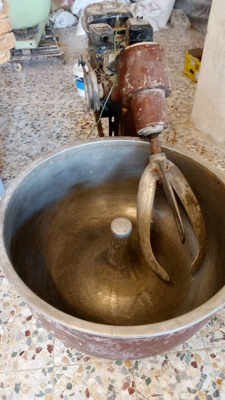 عجانه للبيع الي يريد يراسلني خاص ***********
0708304632
