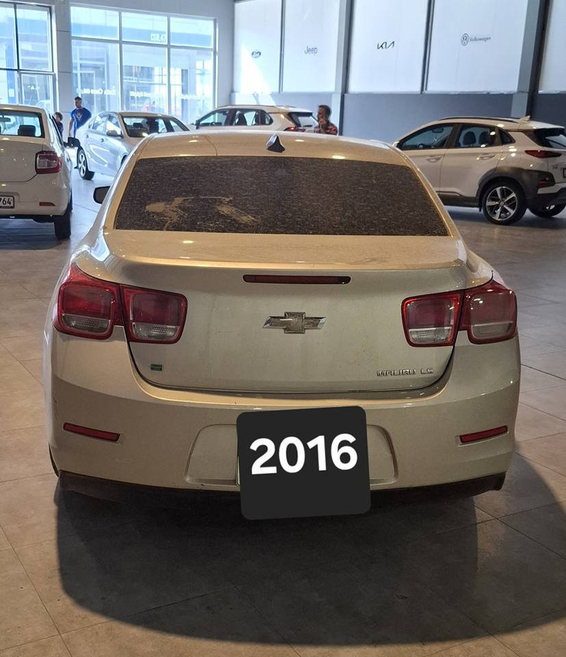 ماليبو 2016 
ماشية ٩٩ ميل 
بيها نص قطعة معجون وقطعة ونص بس بخ صبغ ايرباك ستيرن
تحكمات ستيرن كروز سرعة اوتو ستوب اطفاء المكينة اقتصاد نظام ايكو 
مكينة ٢٥٠٠ بدون توربو تنفس طبيعي المرغوب كشنات توماتيك داخل رصاصي
 سيارة جديدة ماتحتاج مصرف باتري وطخم تايرات جديد داخلها جديد تبريد ومكينة وكير وتحويل بشرط سنوية ساقطة ٢٠٢٤
رقم دهوك مكان دهوك .
تواصل رقم تليفون  ***********
*********** واتساب او خاص دهوك, العراق
