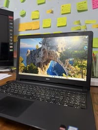 للبيع لابتوب Dell Inspiron 5559 بحالة جيدة لابتوب عملي ومناسب للدراسة،...