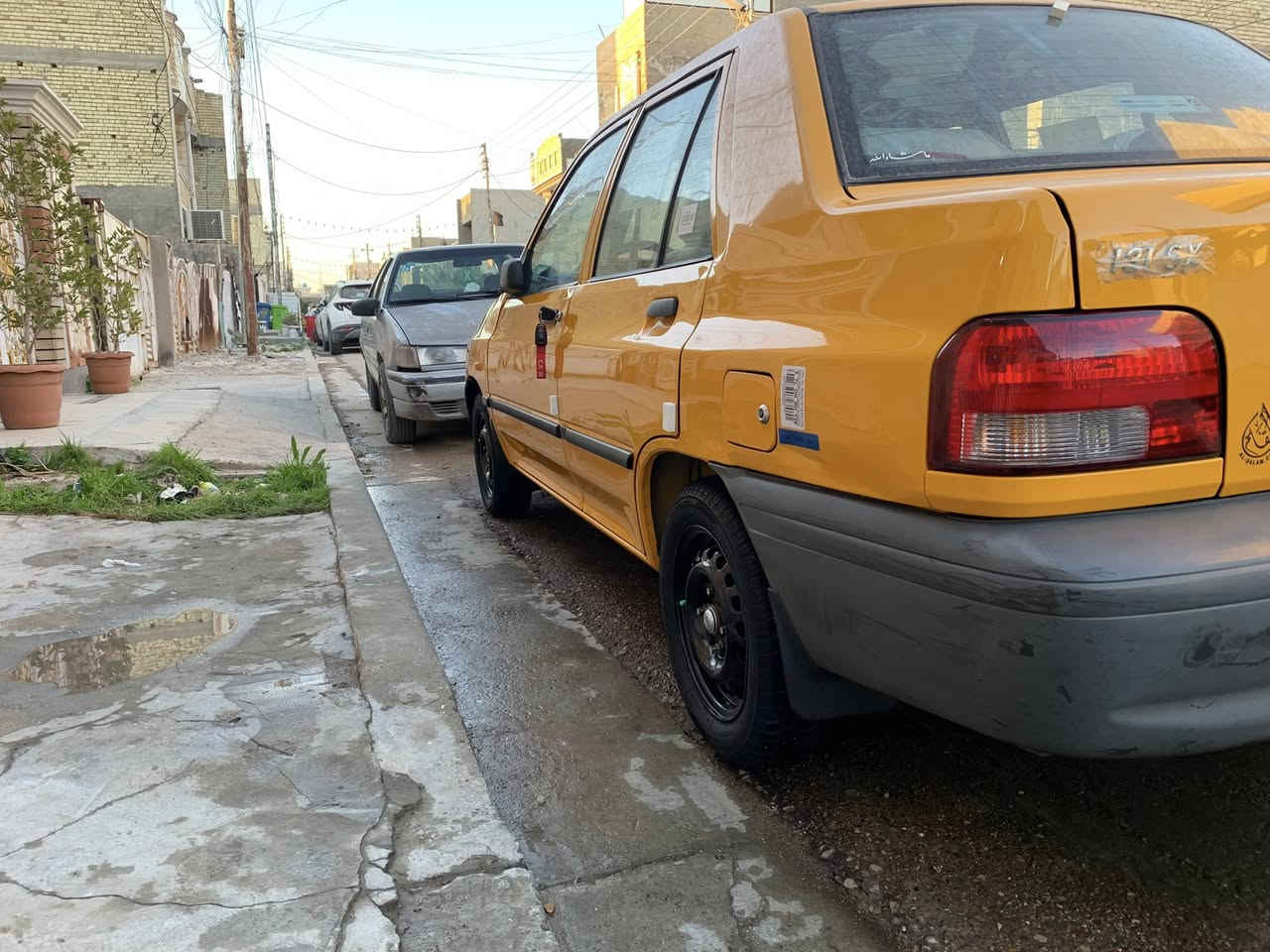 سلام عليكم سايبه 2018سياره بيه جاملغ جهت سايق مبل بس سياره كفاله عامه كير مكينه مكفولت شواصي مكفولات سياره نضيفه حيل متعوبه سعر ٥٥ وبيه مجال مكان بغداد 
***********
