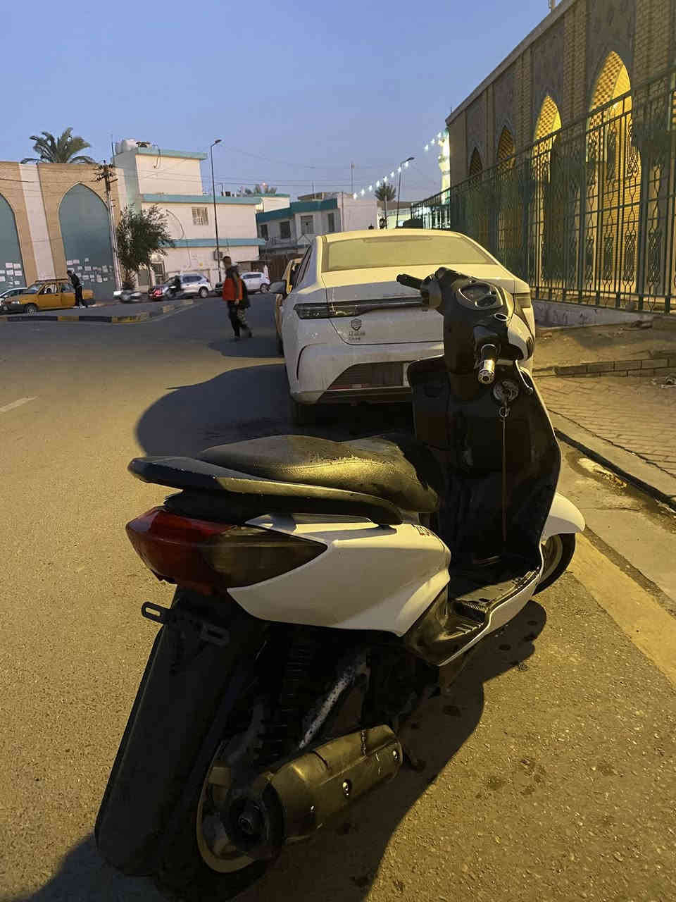 سلام عليكم دراجه سكنس نثيه للبيع الدراجه كامله ومابيها اي نقص كفرات نضافه فولل مكينه ناعمه تخبل كهربائيات كامله نكره سلف مكاني الاعظميه رايدها ب500 وبيها مجال حك الجيه اي استفسار ***********
