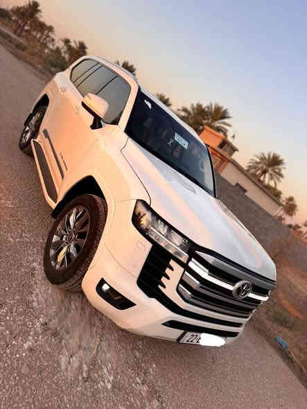 السلام عليكم  لاندكروز 2022ساز  اصلي فول مواصفات 1/1 السياره جديده مكفوله كفاله عامه من كلشي حته شخوط مابيها
 رقم اربيل  بسمي  تحويل او وكاله التريده 
باج تضليل بيها 
ماشية 30 الف حقيقي شرط ع الفحص
السياره جديده بمعنى الكلمه
اللون ابيض صدفي
محرك 4000 تنفس طبيعي
‏‎ مواصفات/ 
كشنات جلد 
كشنات كهرباء
سلايت روف 
فور ويل 
خمس بصمات
شاشات 3 تطبيق
كشنات تبريد
جنطه كهرباء 
8 ايرباك
اشاير مري
زراك لايت
حساس امامي خلفي
تبريد ثلاث قطع 
ثلاجه
‏‎تحكم استيرن 
مري قلابه
مري شفط
زراگات لايت 
طفايه
الى اخره مواصفات الساز  المعروفه
السياره معروضه 65000دولار
6 شدات و 50ورقه
‏***********
المكان بابل
مكلف بالنشر فقط
